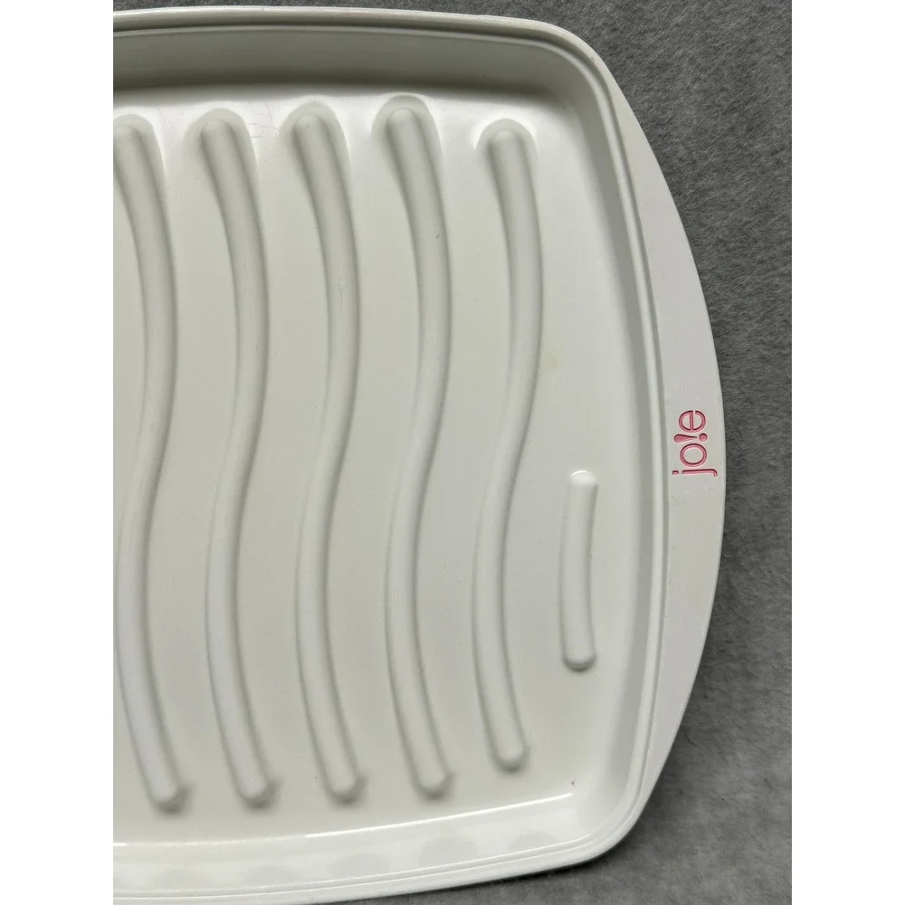 Joie Piggy Microwave Bacon Grill Tray Vented Splatter Lid‎ Pink White Plastic